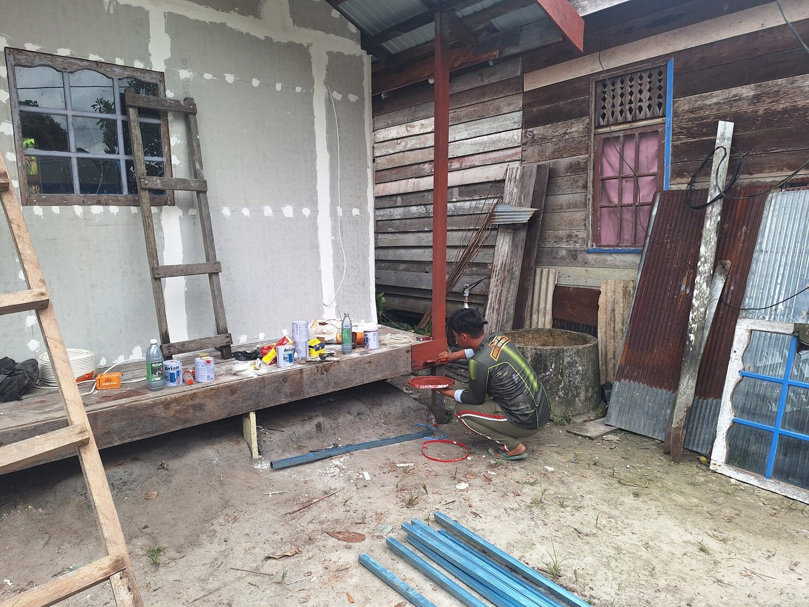 Satgas TMMD Ke-124 Kodim 1012/Buntok Rampungkan Fisik Rumah Warga di Desa Wungkur Baru