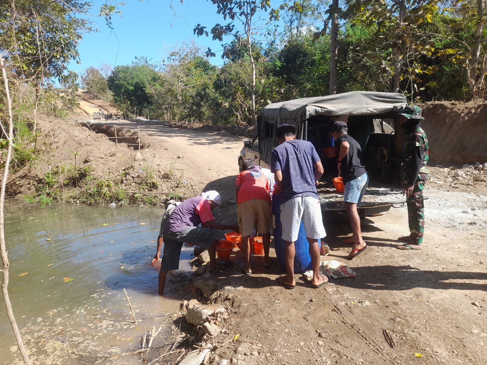 Peran Aktif Warga Jadi Kunci Sukses TMMD 125 Kodim Belu di Desa Naekasa