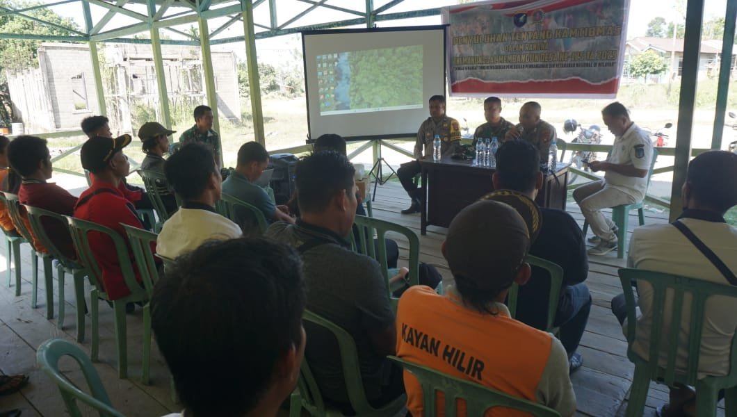 Penyuluhan Kamtibmas Jadi Komponen Penting TMMD Kodim Sintang di Desa Sungai Pengga