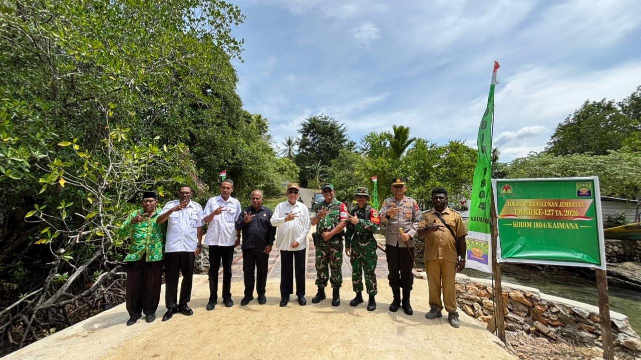 Forkopimda Kabupaten Kaimana Cek Langsung Jembatan di Kampung Marsi