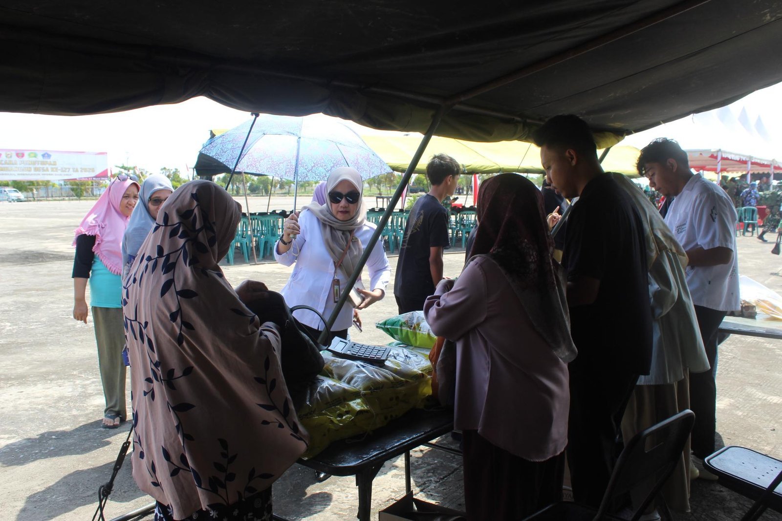 Pasar Murah TMMD 127 Jadi Upaya TNI Bantu Tekan Inflasi di Kendari