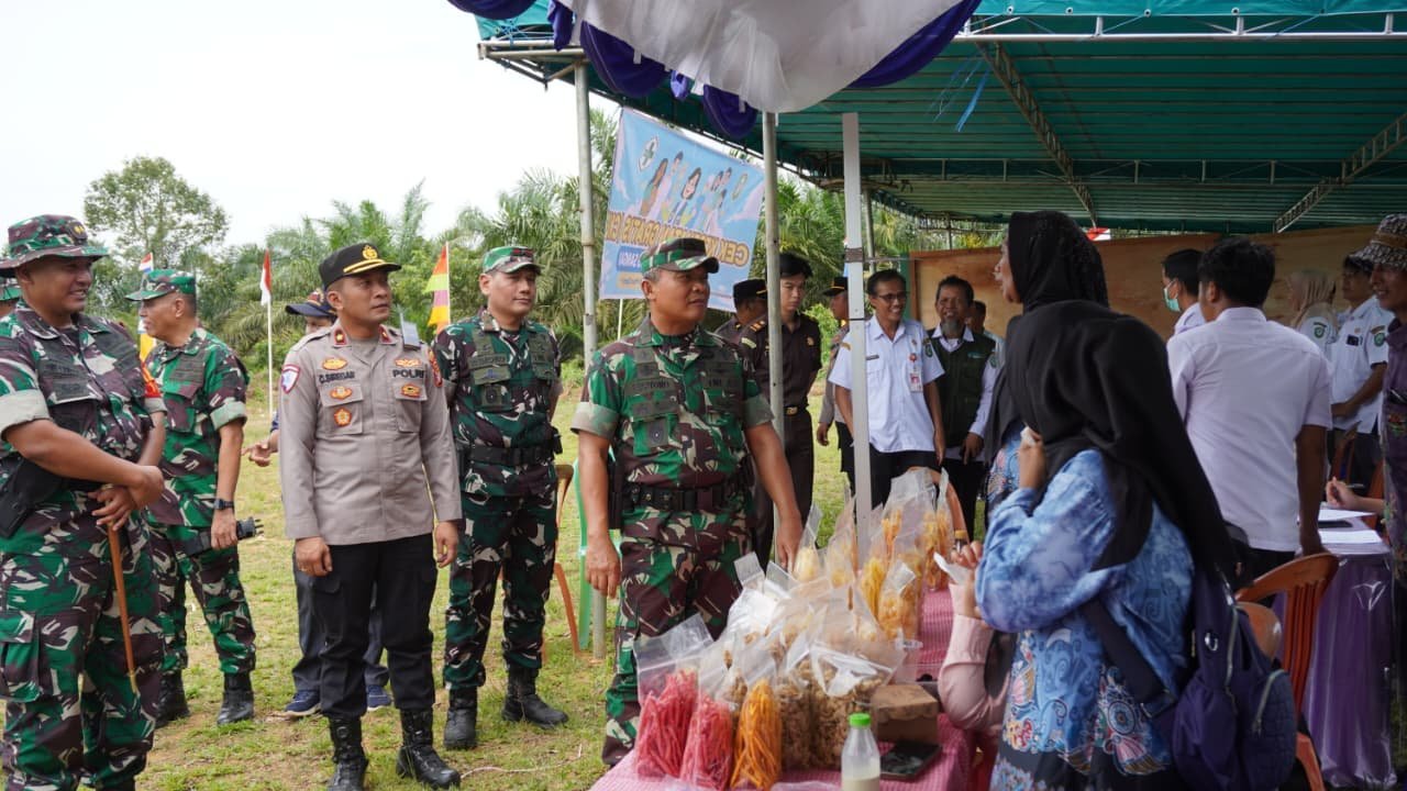 TMMD Reguler ke-127 Kodim 1015/Sampit Dorong Peningkatan Penjualan UMKM Warga