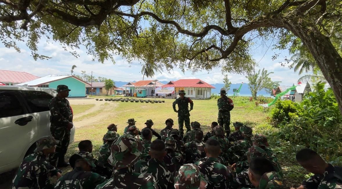 Dandim 1804/Kaimana Cek Personel dan Materiel Usai Pelaksanaan TMMD 127