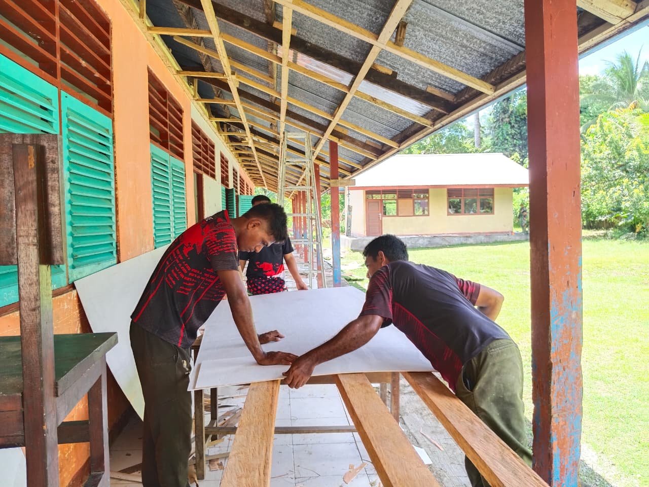 Sekolah Lebih Layak, Renovasi SD Inpres 62 Asai Tingkatkan Kenyamanan Belajar Siswa