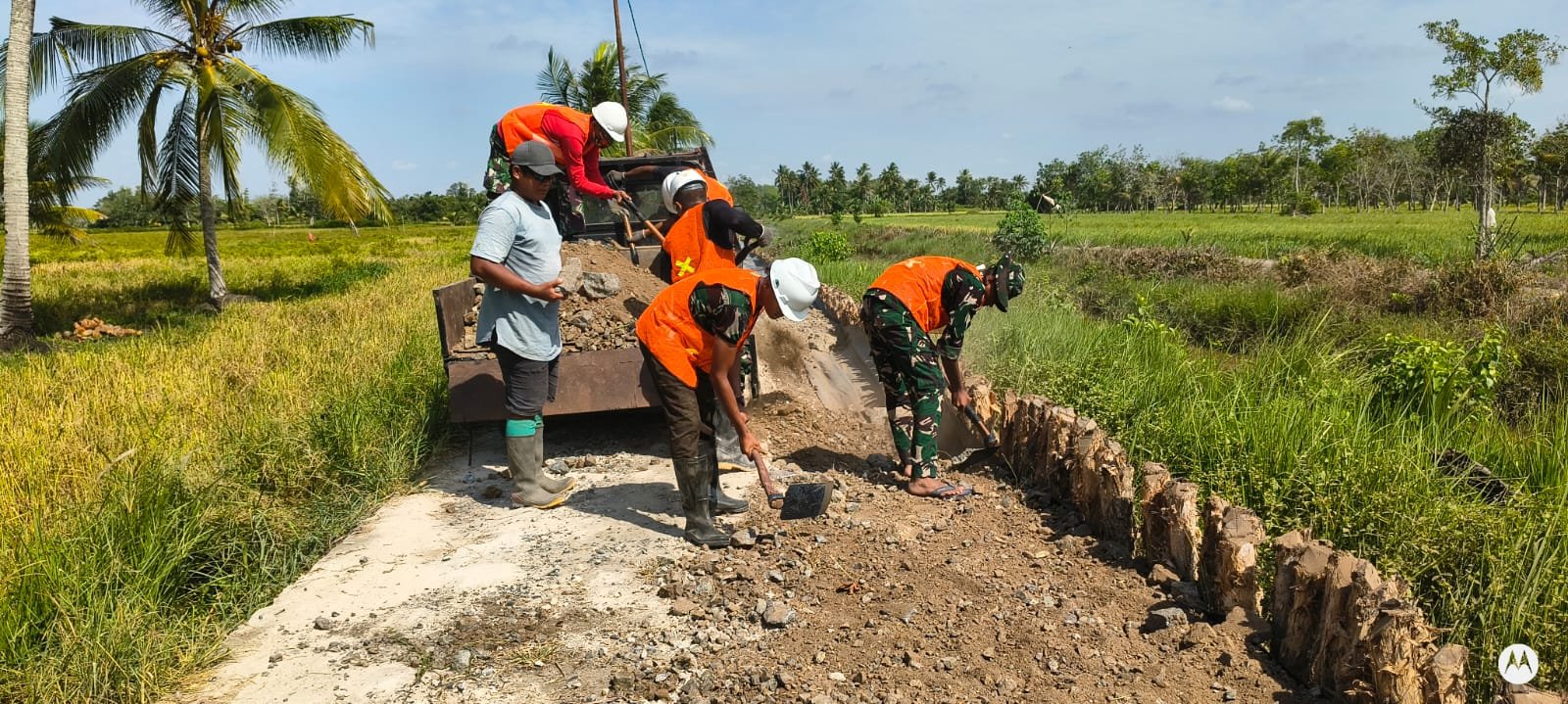 TMMD Reguler Ke-129: Pembangunan Jalan untuk Kemajuan Ekonomi Desa