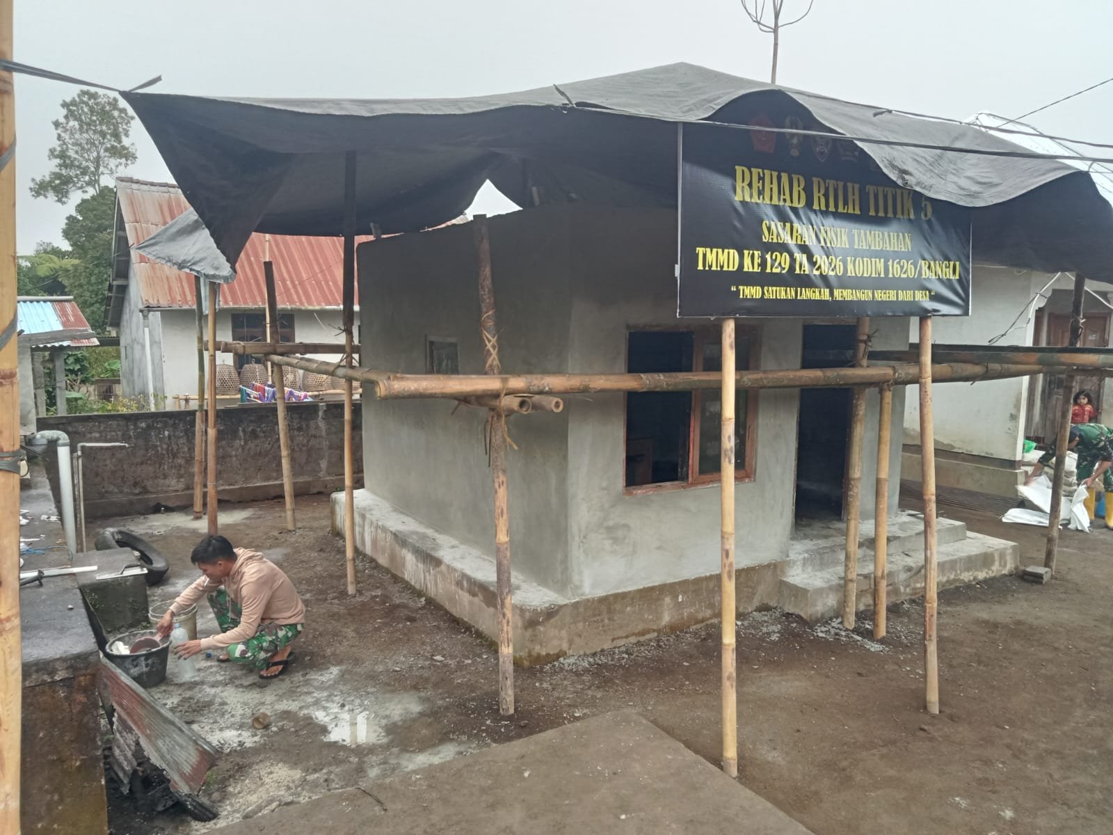 Semangat Pengabdian Satgas TMMD Ke-129 Tak Luntur di Tengah Dingin Kintamani