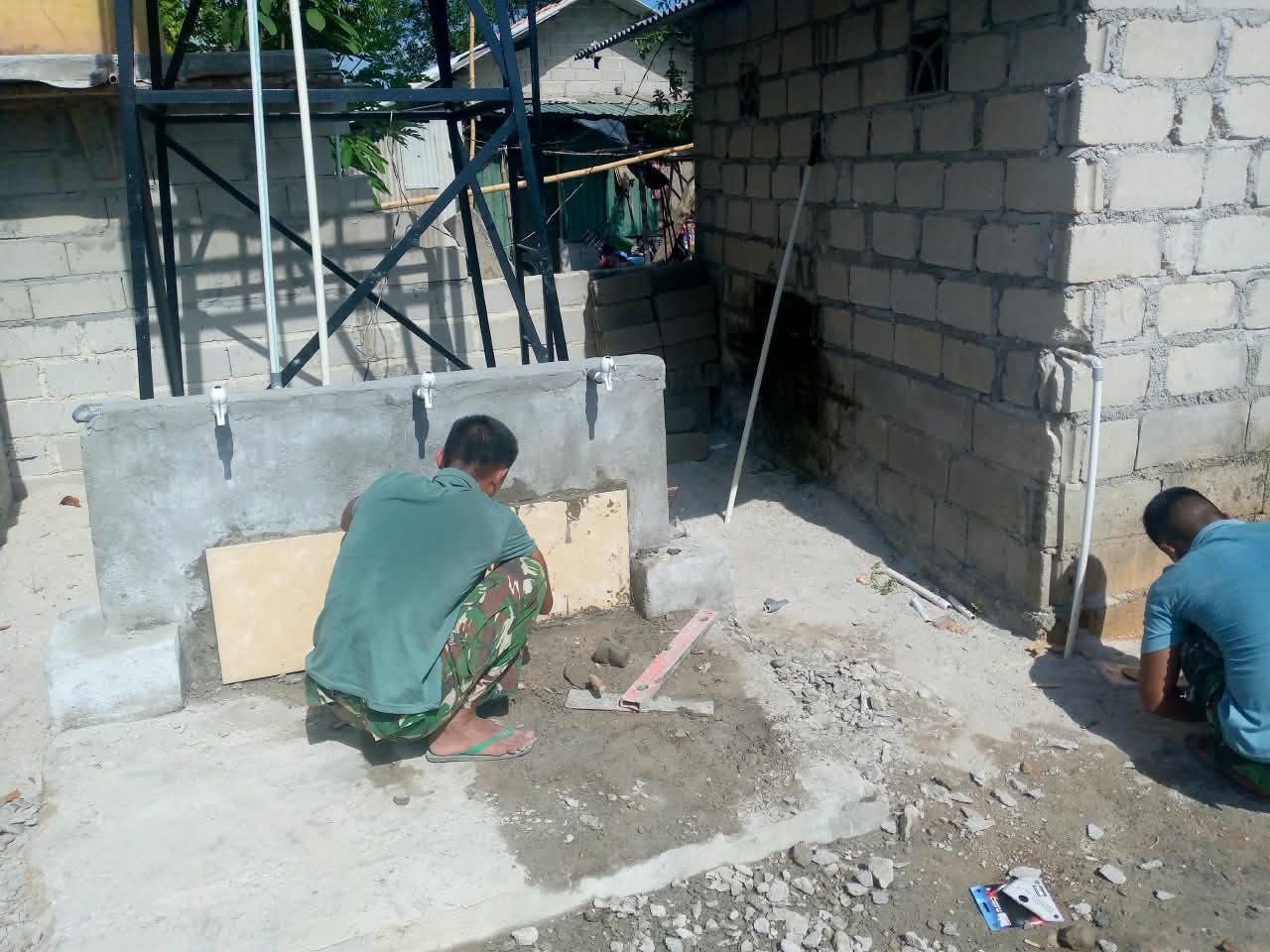 Gotong Royong Tak Pernah Padam, Satgas TMMD 129 Kodim 0413/Bangka Percantik Fasilitas Sumur Bor